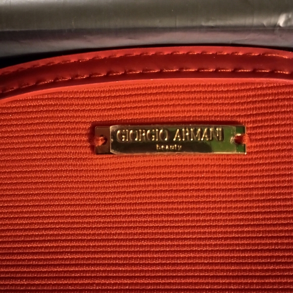 Giorgio Armani Beauty Bag - Picture 4 of 9